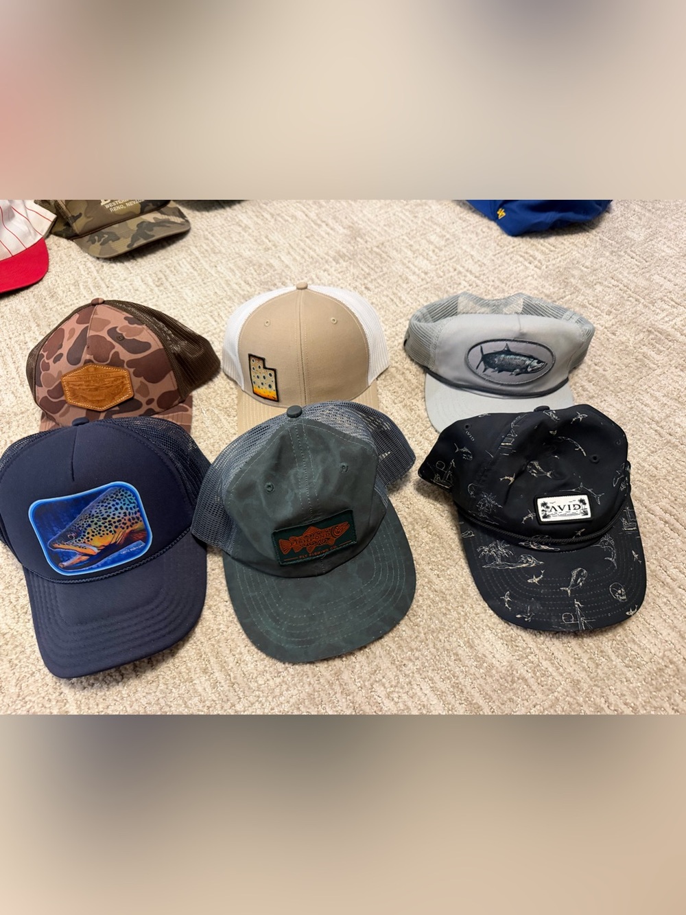 Fishing hat bundle (6) hats fishpond, avid, repyourwater